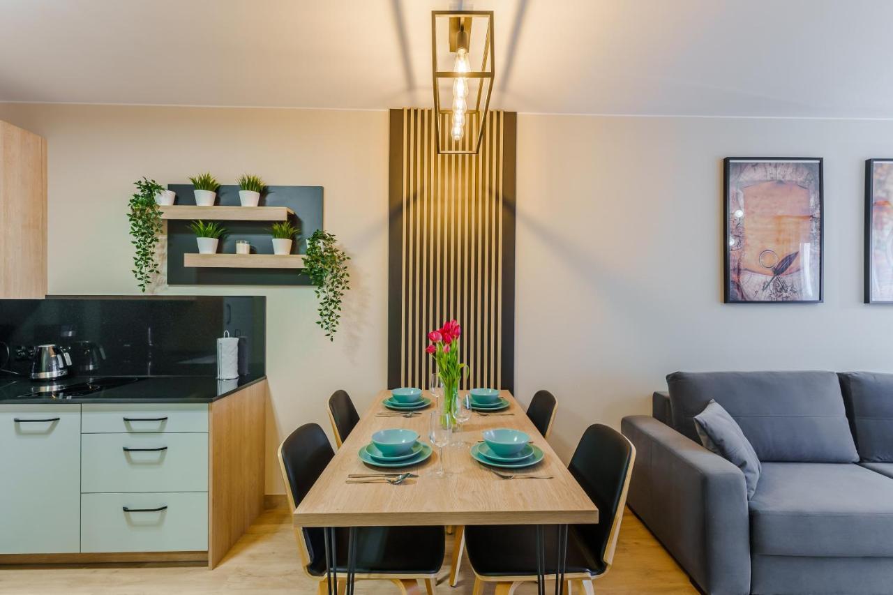 Perlowa Przystan Rent - Classic Gold & Silver Lägenhet Kołobrzeg Exteriör bild