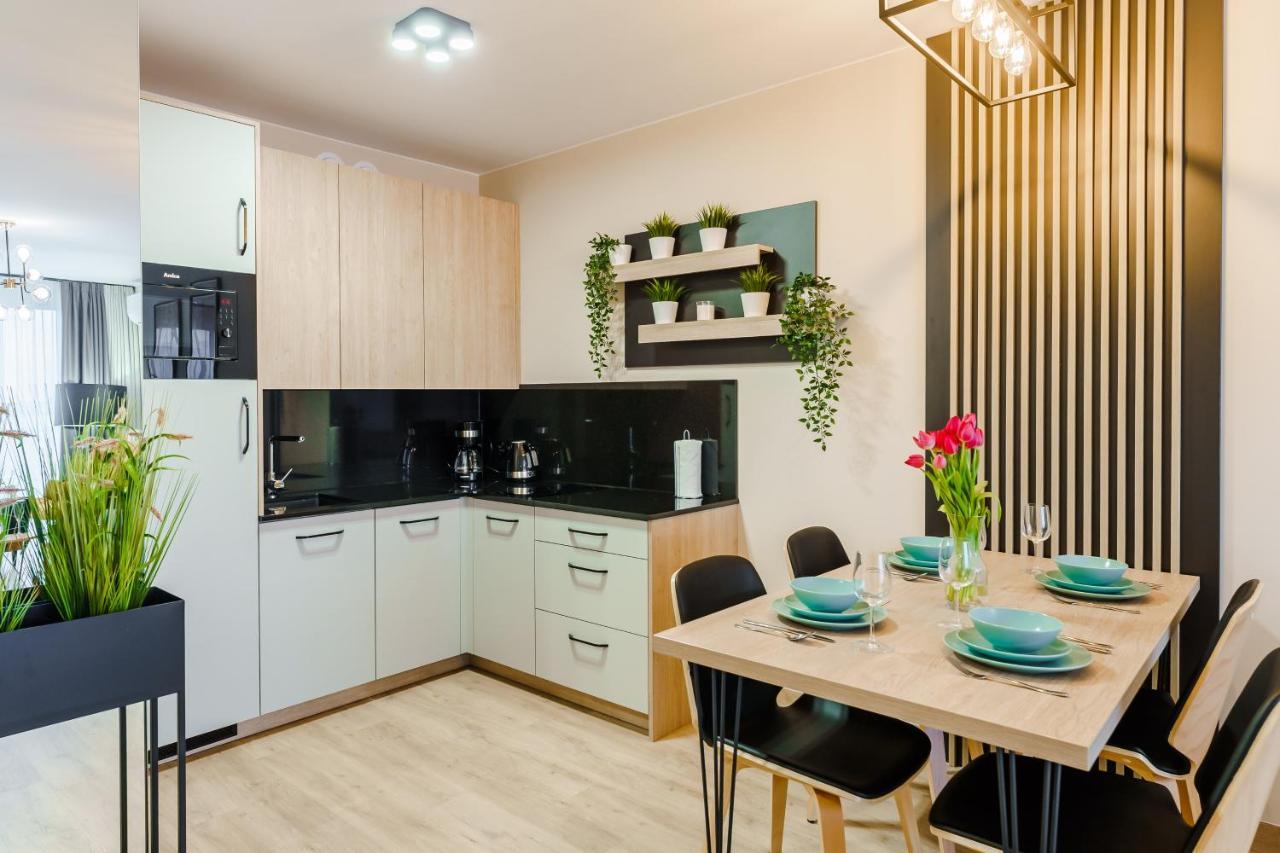 Perlowa Przystan Rent - Classic Gold & Silver Lägenhet Kołobrzeg Exteriör bild